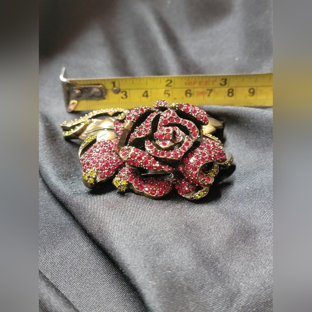 Heidi Daus - Crystal Rose Brooch - Picture 5 of 5
